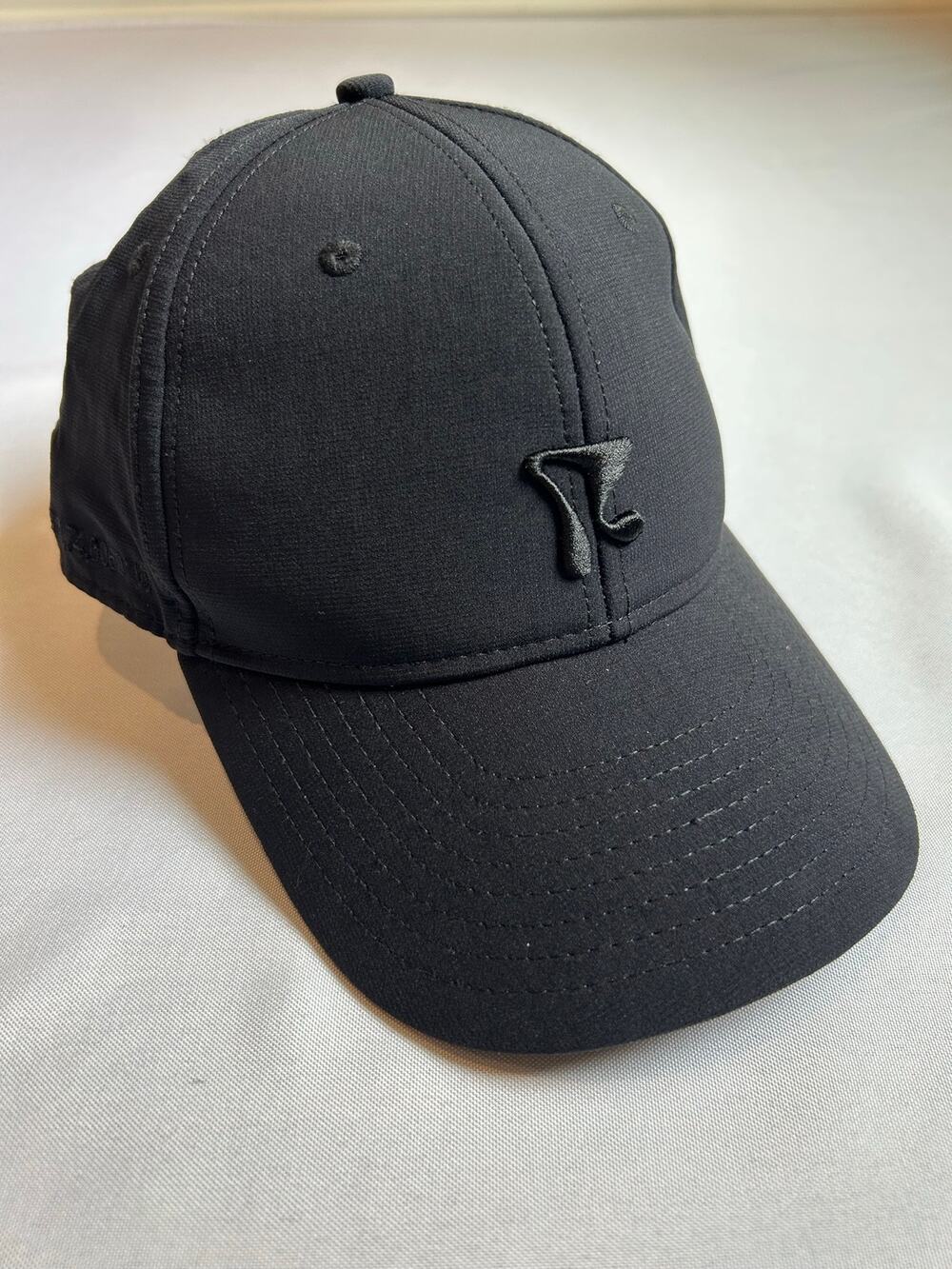 Roaactive Leonard St Active Cap Black OS Adjustable